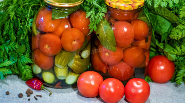 Pickled tomatoes with cucumbers without vinegar and sterilization