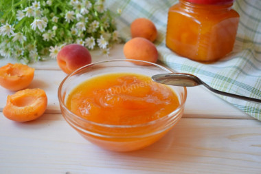 Apricot jam for winter five minutes