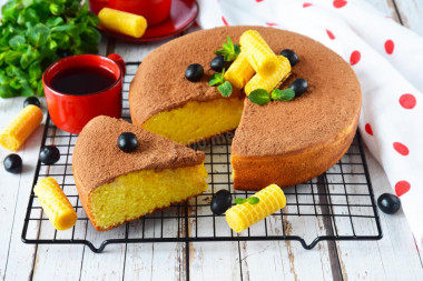 Sponge cake in a frying pan without ovens