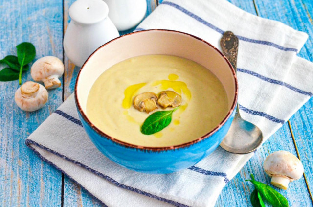 Mushroom puree soup with potatoes in a blender