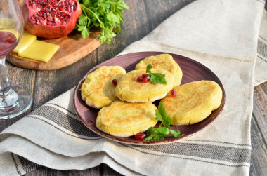 Mchadi cornmeal tortilla in Georgian