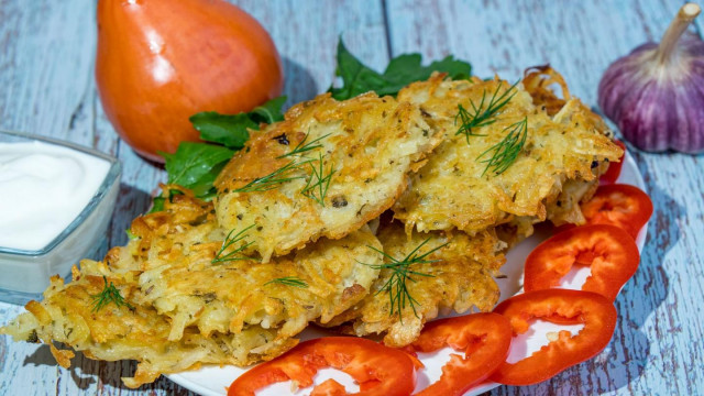 Siberian potato pancakes with spices