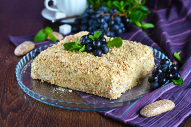 Cake made of cookies and sour cream without baking