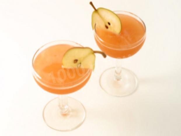 Pear cocktail