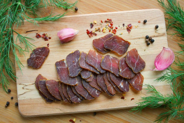 Dried beef at home