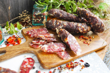 Dried sausage at home