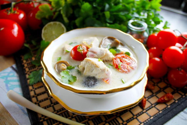 Tom kha soup