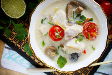 Tom kha soup