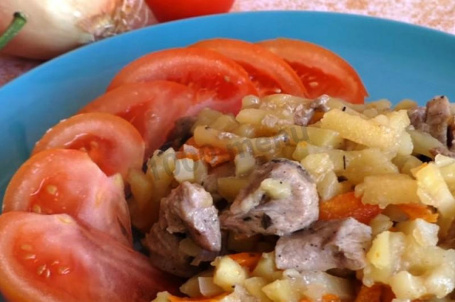 Potatoes with meat in microwave oven