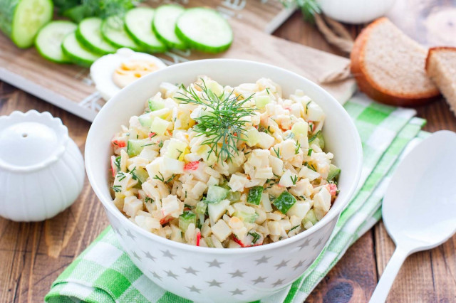 Classic crab salad without corn