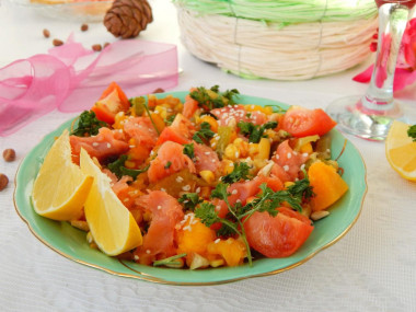 Smoked salmon salad with pumpkin