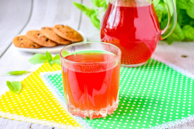 Strawberry compote from frozen strawberries