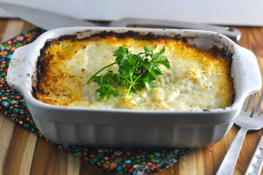 Casserole with minced meat in the microwave