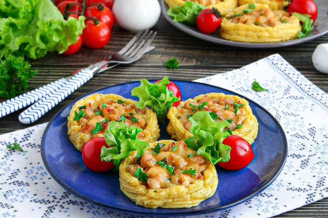 Potato nests with chicken