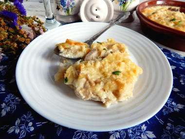 Chicken in bechamel sauce