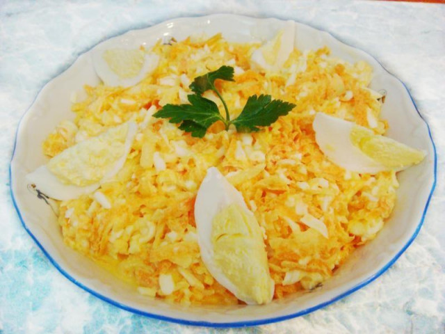 Daikon salad with mayonnaise and egg