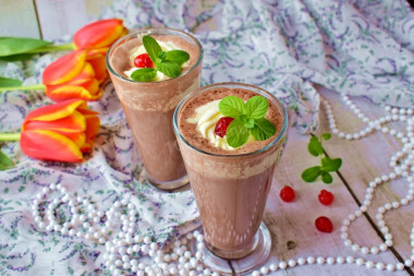 Milkshake with cocoa