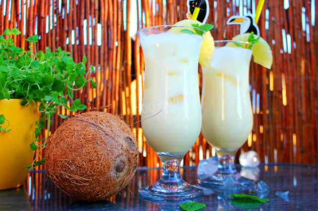 Alcoholic Pina Colada cocktail