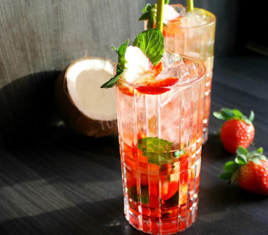 Strawberry mojito alcoholic