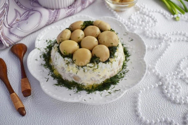 Mushroom Basket Salad