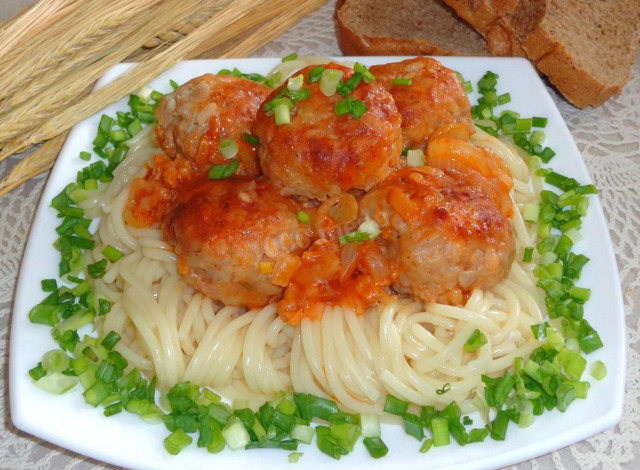 Pasta with meatballs