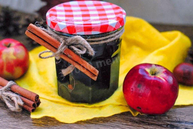 Jam in a slow cooker