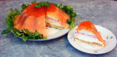 Salmon Fish Salad Cake with caviar