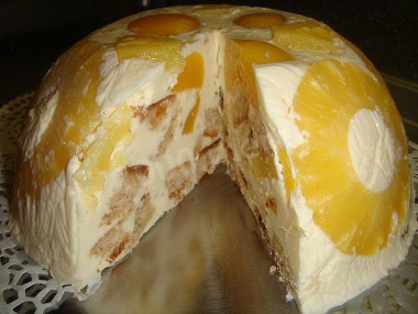 Delicate Pineapple Cake