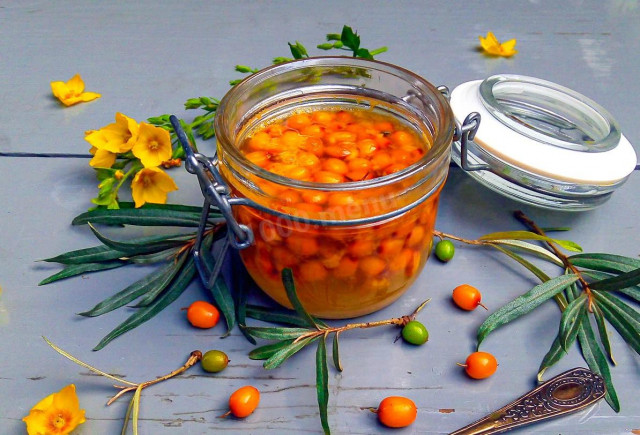 Sea buckthorn jam for winter