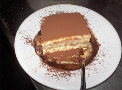 Tiramisu Cake