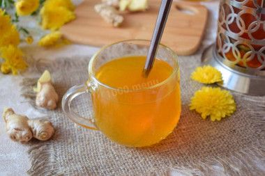 Turmeric and ginger tea