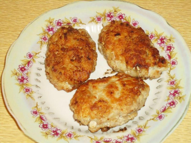 Minced pork schnitzel