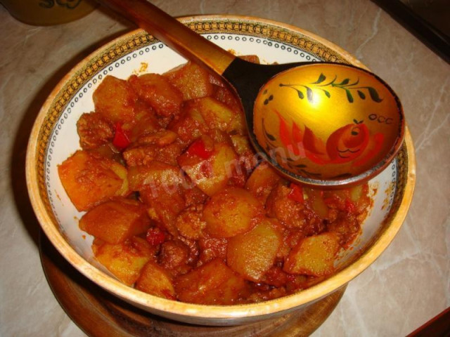 Meat goulash