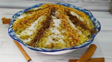 Pasta with chicken ginger and cinnamon