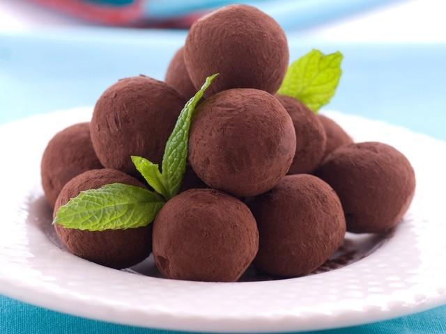 Milk powder truffles