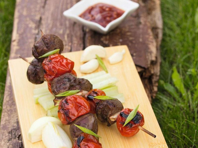 Lamb kidney kebab