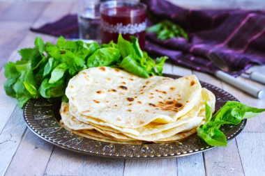 Tortillas on water without yeast