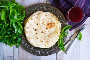 Tortillas on water without yeast