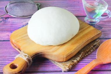 Dough on water with dry yeast