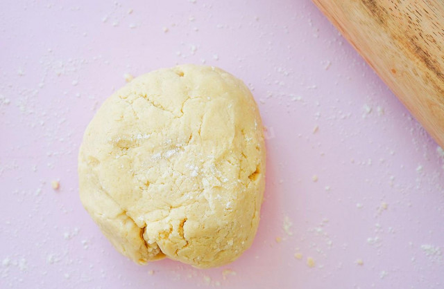 Shortbread dough without eggs