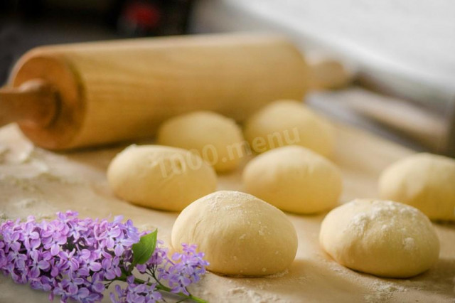 Custard dough with vodka for chebureks is crispy