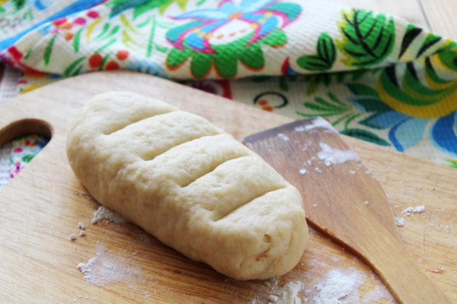 Sour cream dough for a pie without eggs