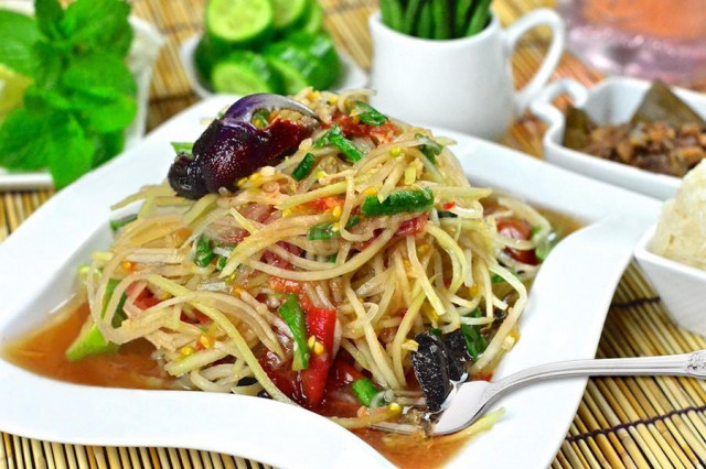 Thai Papaya salad