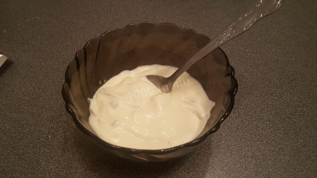 Tartar sauce with cucumbers and garlic for sandwiches