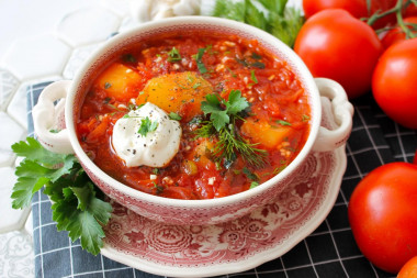 Borscht with sauerkraut beetroot and chicken