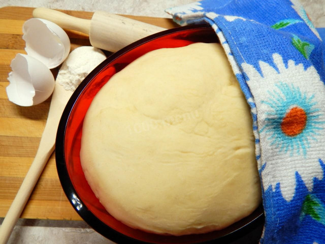 Yeast dough on powdered milk