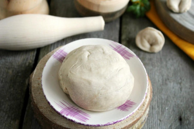 Dough for dumplings on water