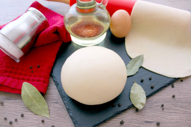 Custard dough for dumplings and dumplings with egg