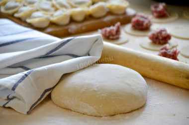 Dumpling dough with egg