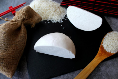 Rice dough made from rice flour